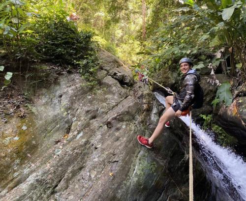 Canyoning en la quebrada Tamaira